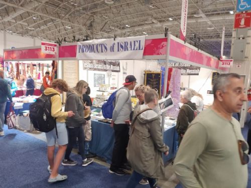 Interesting Jewish Encounters we have had at our booth - Part 5